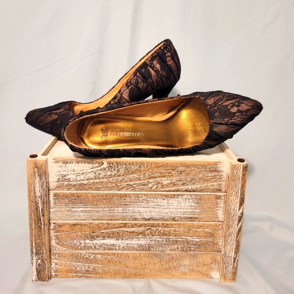 JustFab, laced overlay size 11 high heels